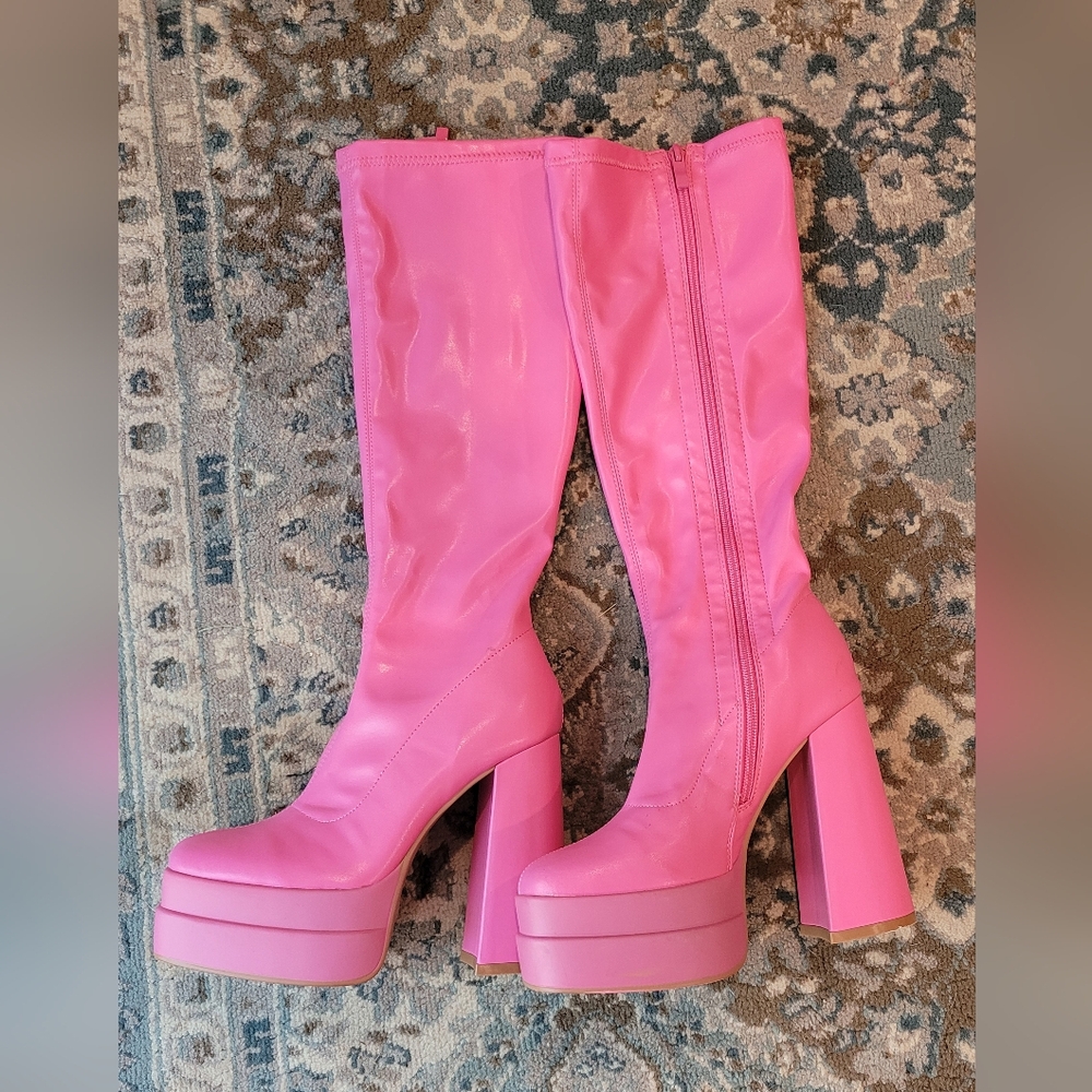 Knee high pink chunky GoGo boots size 8 women's